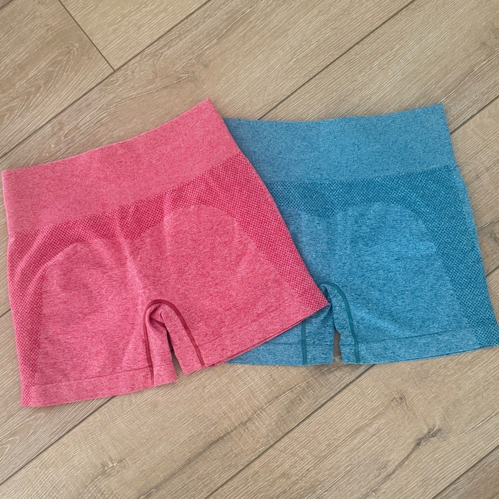 (2) Seamless Gym Shorts